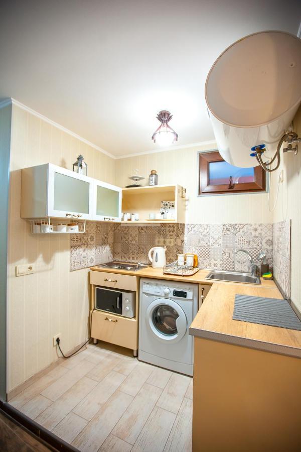 Apartment On L.Meskhishvili Turn Tbilisi Buitenkant foto
